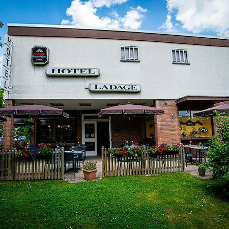 Hotel Ladage Франкфурт на Майн Екстериор снимка