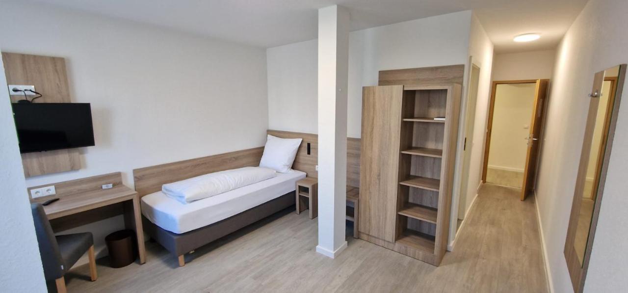 Hotel Ladage Франкфурт на Майн Екстериор снимка