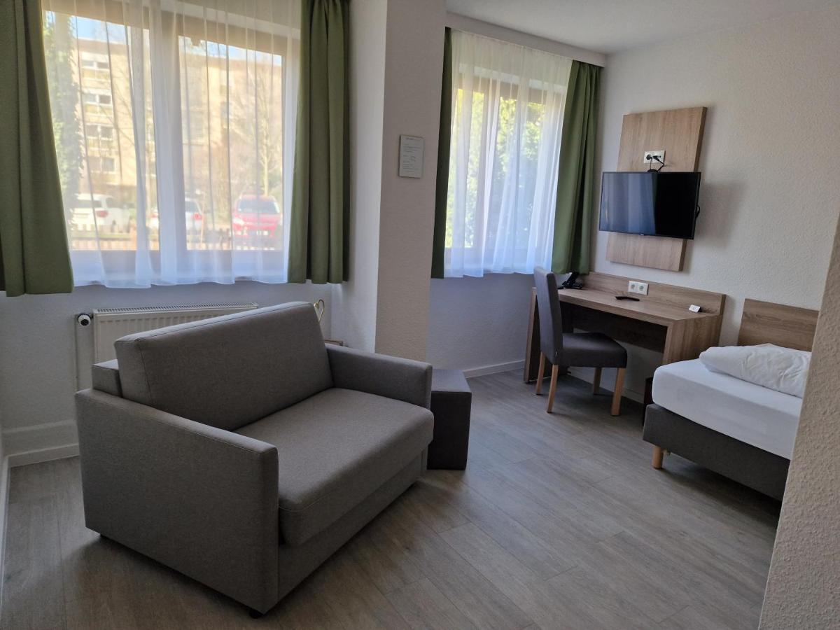 Hotel Ladage Франкфурт на Майн Екстериор снимка