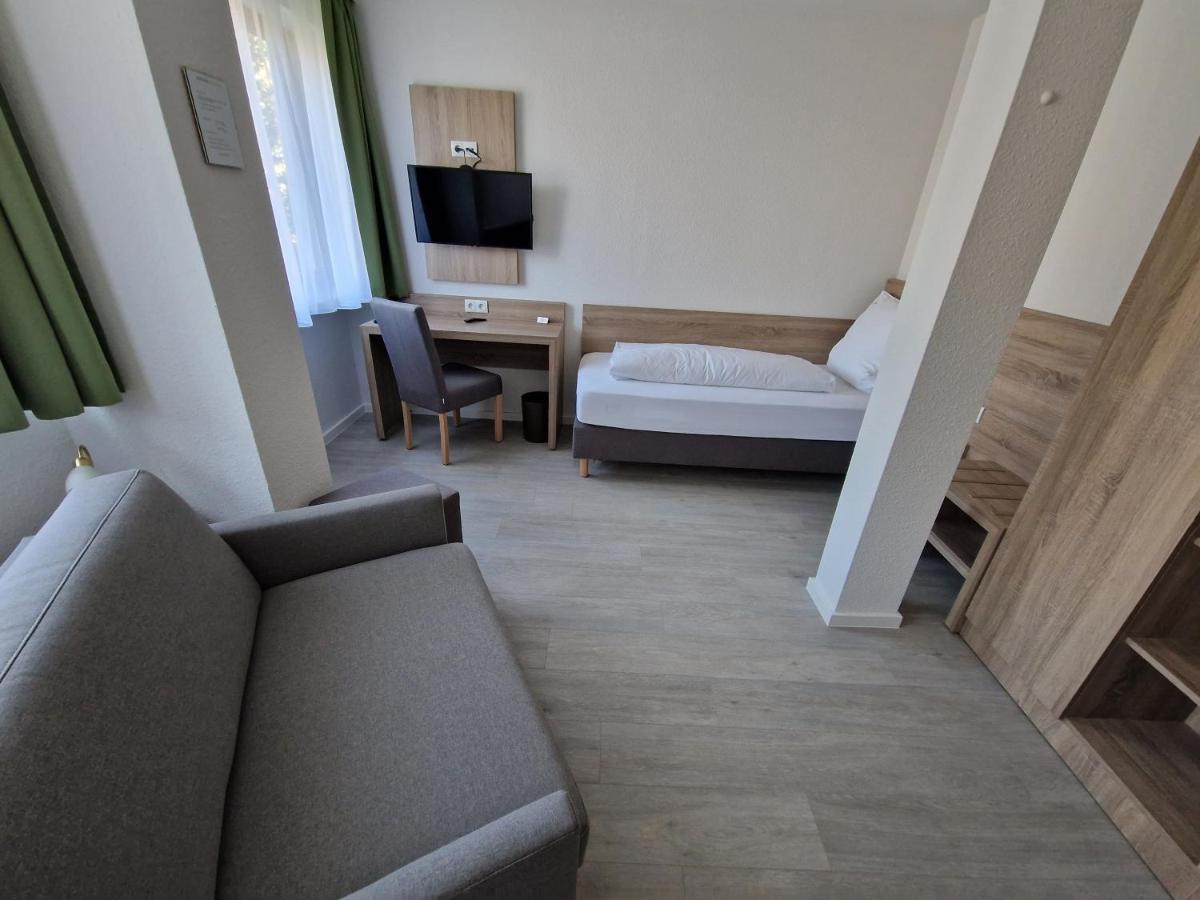 Hotel Ladage Франкфурт на Майн Екстериор снимка